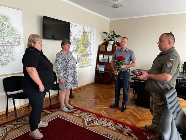 Рідним двох загиблих Героїв з Волині вручили їхні посмертні нагороди