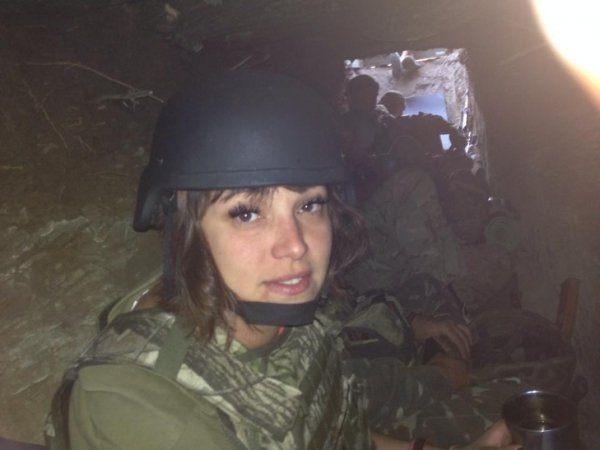 Кухар волинської бригади увійшла в ТОП-11 красунь-бійців АТО. ФОТО