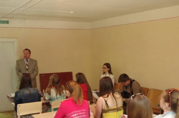 На Волині діти пишуть листи українським солдатам