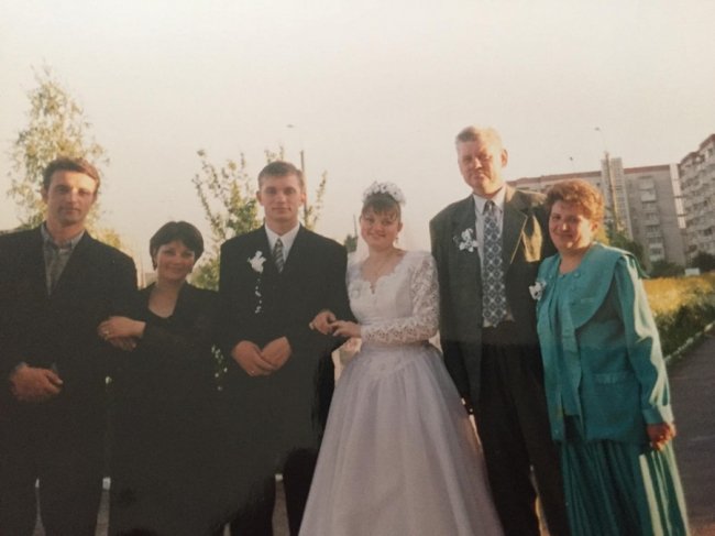  «Одружився з найчарівнішою»: священик з Волині зворушливо привітав дружину з річницею весілля