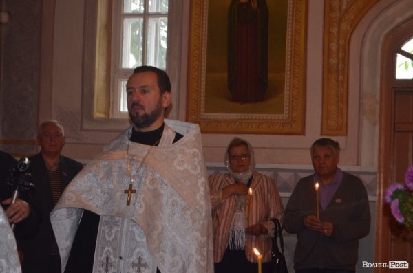 У Луцьку відслужили панахиду за померлими журналістами. ФОТО