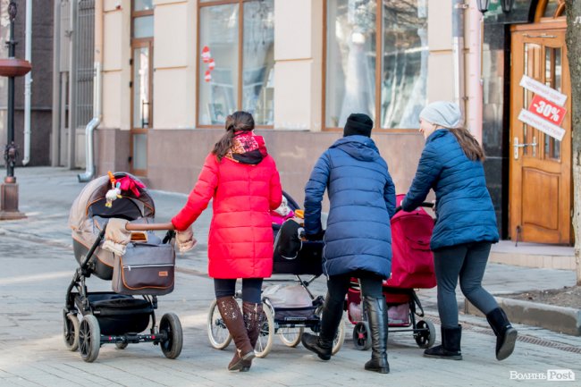 У Луцьку – майже весна. ФОТОРЕПОРТАЖ