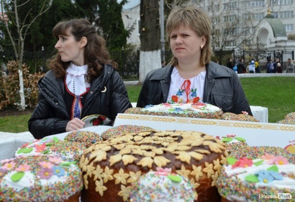 У центрі Луцька – Великодні розваги