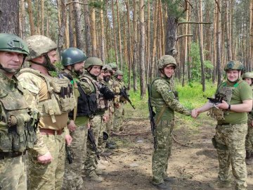 Воїнам батальйону з Волині вручили бойові нагороди. ФОТО