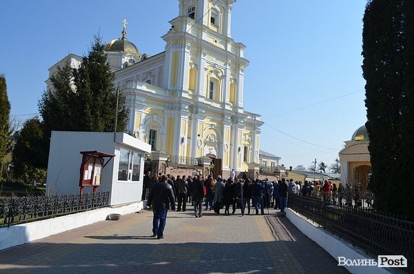 У Луцьку попрощалися ще із одним загиблим бійцем АТО. ФОТО