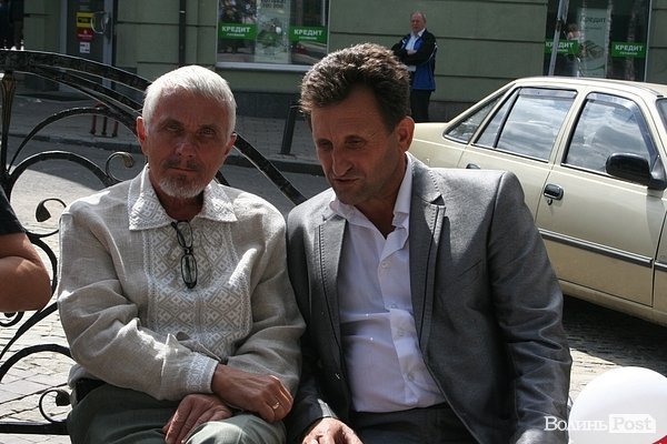 У Луцьку – скандал через пам’ятник відомому поетові. ФОТО. ВІДЕО