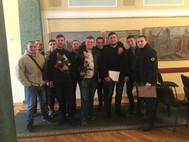 Волинських нацдружинників нагородили грамотами