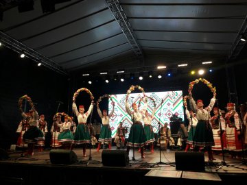 Масові гуляння та концерт: у Підгайцях масштабно відсвяткували День громади. ФОТО