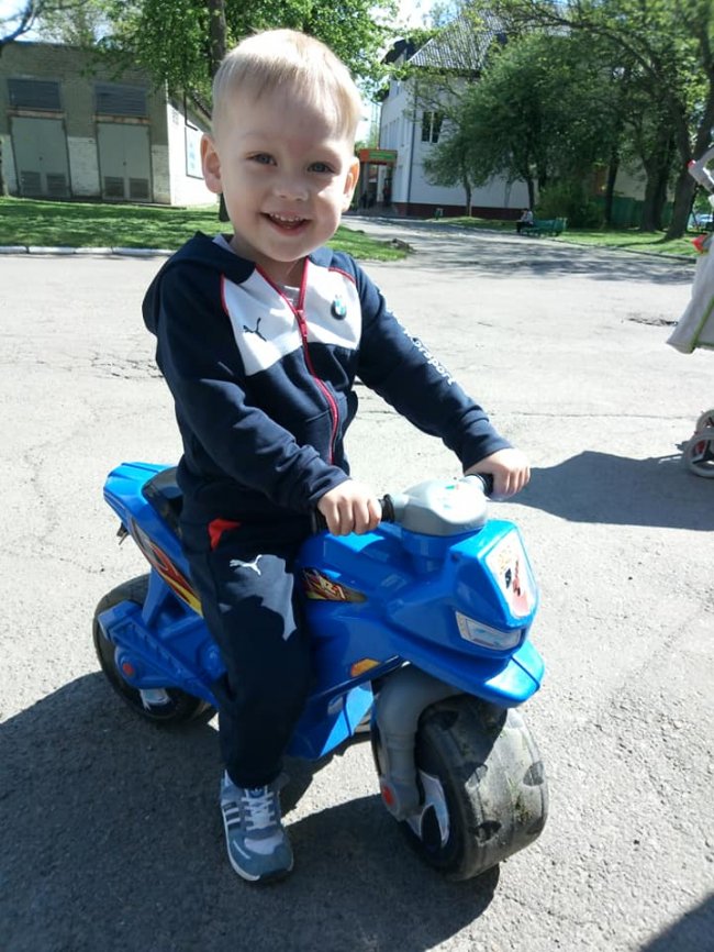 Ніколи не побачу, якими могли бути твої діти, – мама померлого від раку Роми Гальчика