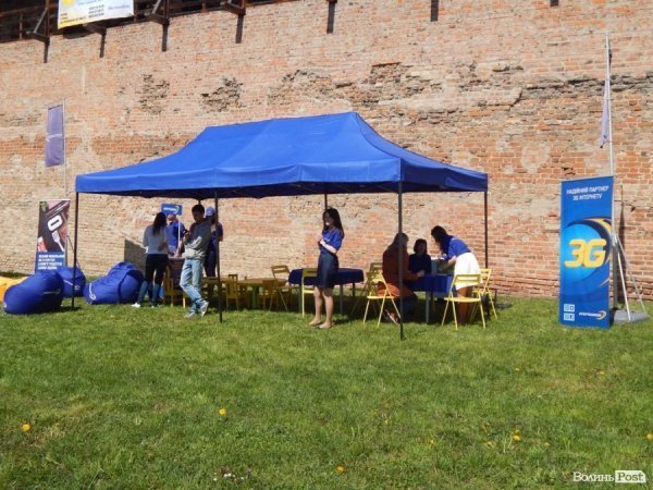 У Луцьку стартував перший фестиваль вуличної їжі «Lutsk Food Fest». ФОТО