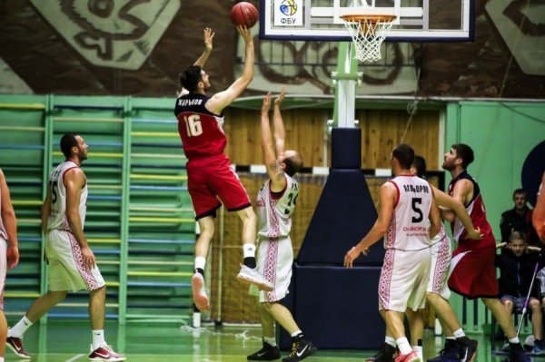 Луцька звитяга: «Волиньбаскет» удома розтрощив харків’ян