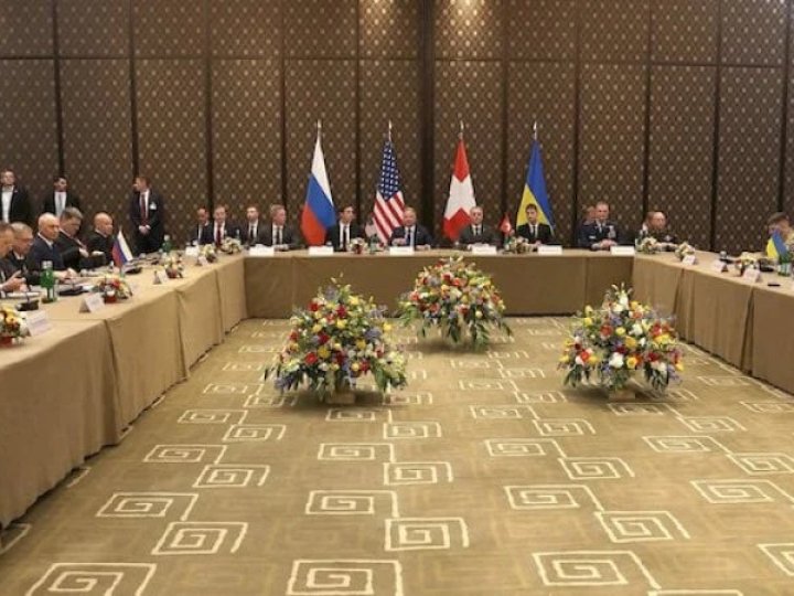 Переговори з Росією треба відновити до осені, - Зеленський