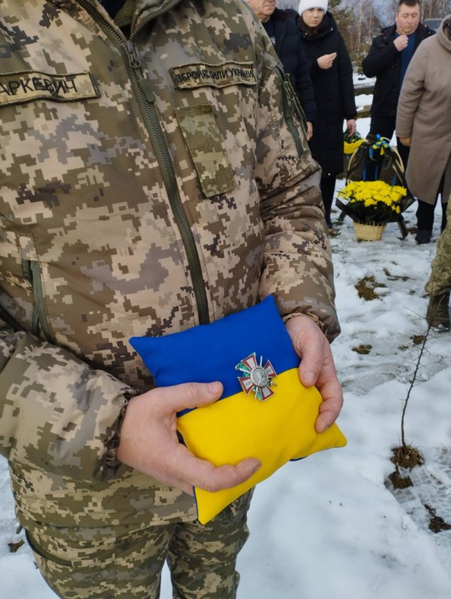 На Волині попрощалися із Героєм України, який загинув майже 2 роки  тому, звільняючи Макарів на Київщині