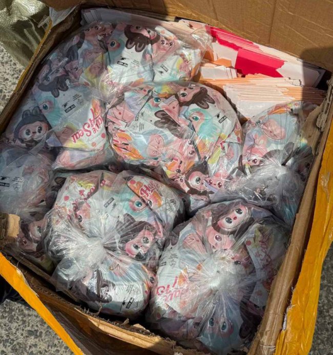 На Закарпатті вилучили партію контрафактних іграшок, які везли волинському підприємцю
