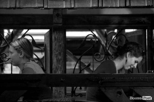 Як англійці заводили луцьку публіку