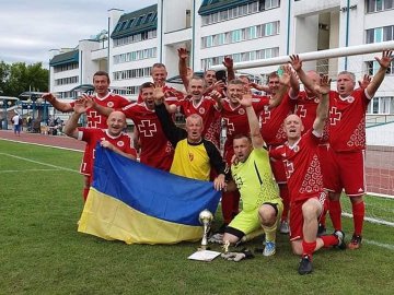 Лучани вибороли перше місце у турнірі з футболу серед ветеранів у Бресті. ФОТО