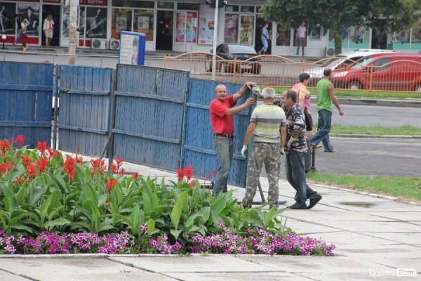 У Луцьку почали зводити пам’ятник Бандері. ФОТО  