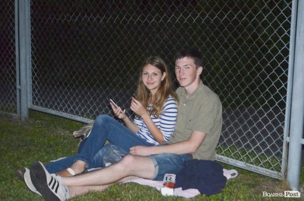 Луцькі кіномани дивилися фільм під зорями. ФОТО 