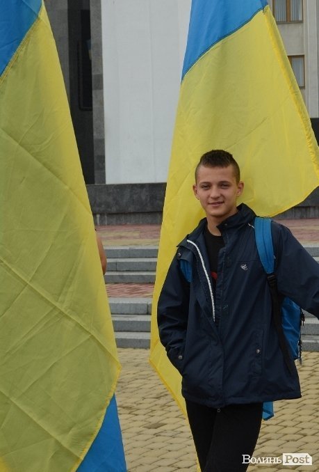 Янукович в Луцьку: опозиція мітингує. ФОТО