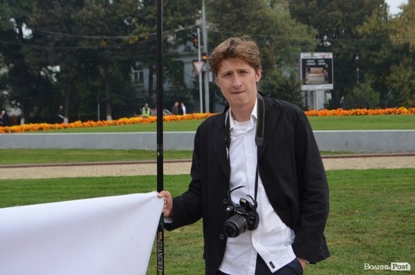 Янукович в Луцьку: опозиція мітингує. ФОТО