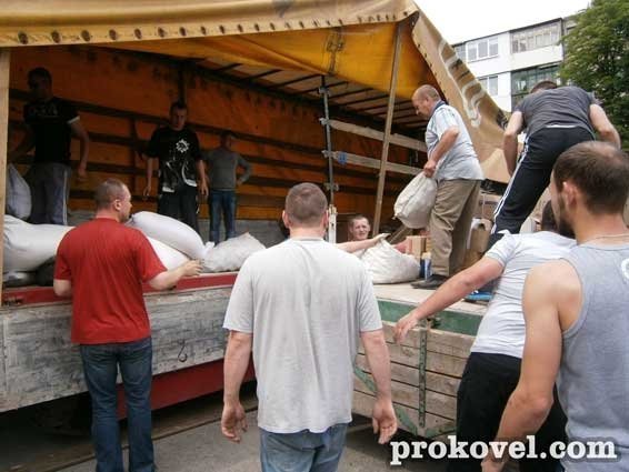 51-ій бригаді повезли гуманітарну допомогу. ФОТО