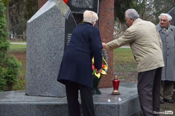 У Луцьку вшанували пам'ять жертв війн та депортацій