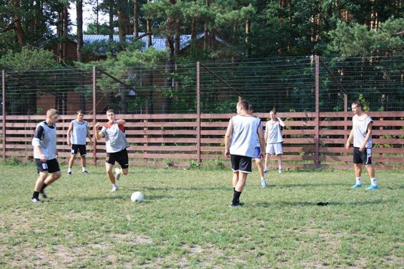 Львівський футбольний клуб тренується на Волині. ФОТО