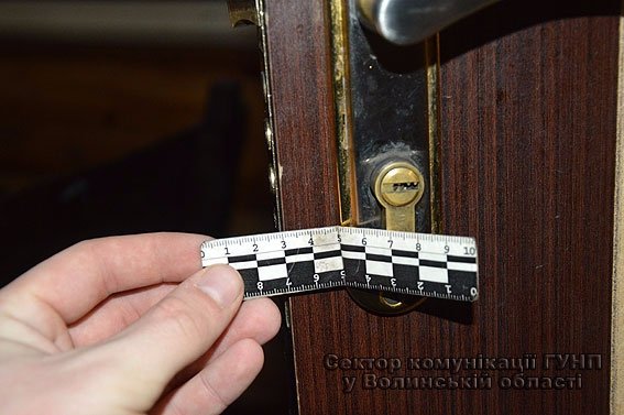 У Любешові неповнолітній попався на крадіжці. ФОТО