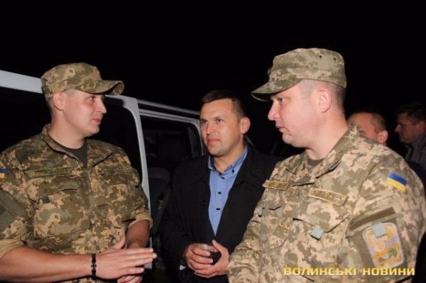 Як на Волині зустрічали звільнених з полону бійців. ФОТО. ВІДЕО