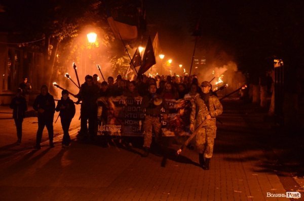 Смолоскипна хода у Луцьку. ФОТО