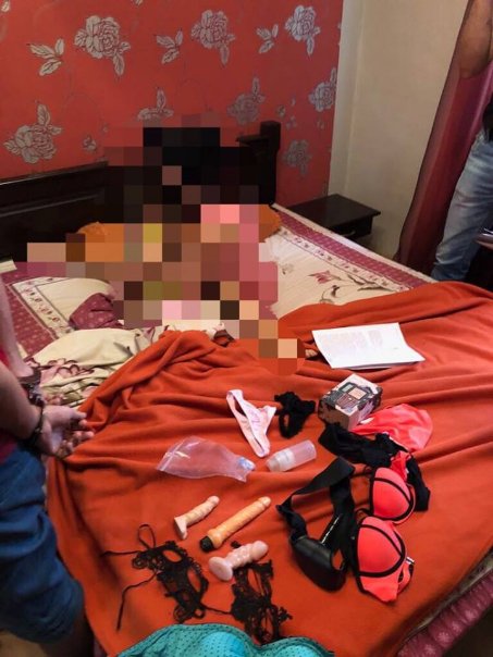 Батьки гвалтували 4-річну доньку та продавали відео в інтернет. ФОТО 18+