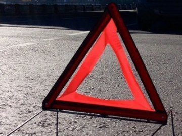 На трасі Жовква-Ковель зіткнулись два автомобілі: постраждав чоловік