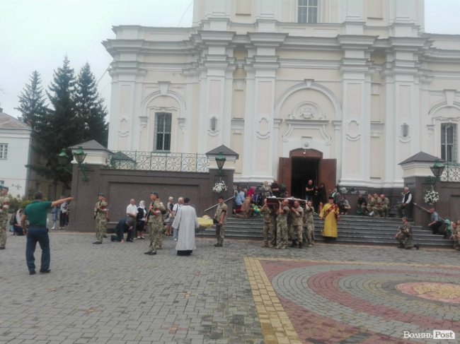 Луцьк прощається з загиблим Героєм. ФОТО