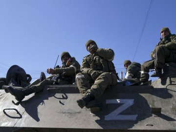 Кремль міг погодити знищення 64-ї бригади, щоб приховати її злочини на Київщині, –  ISW