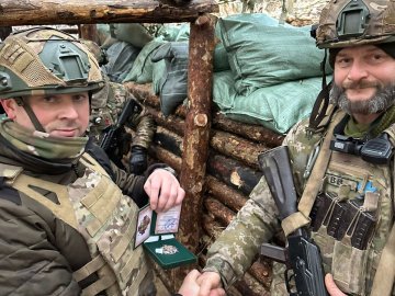 Волинські тероборонівці отримали нагороди на фронті. ФОТО
