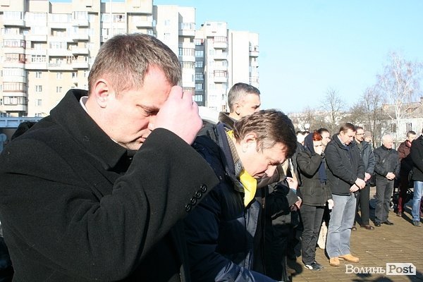 У Луцьку християни різних конфесій молилися за загиблими. ФОТО