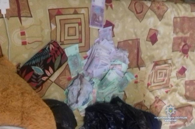 На Волині затримали двох чоловіків, які вкрали у пенсіонерки 140 тисяч гривень. ФОТО