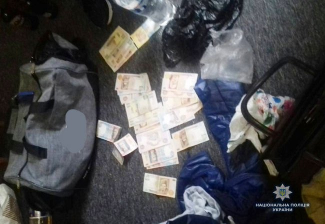 На Волині затримали двох чоловіків, які вкрали у пенсіонерки 140 тисяч гривень. ФОТО