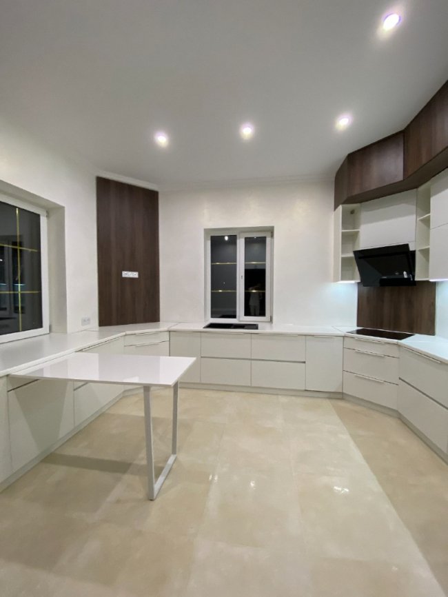 «Ми робимо добре або дуже добре», – керівник волинської меблевої компанії BROSKO*