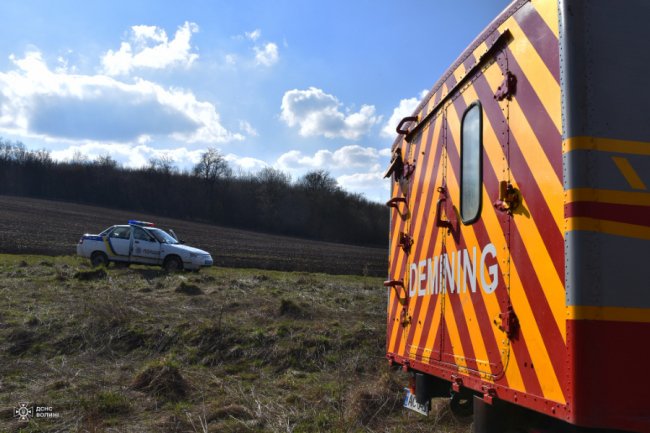 Через 80 років знайшли схрон з німецькою зброєю: на Волині знищили понад 160 боєприпасів 