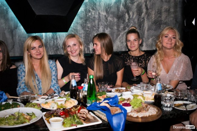 У луцькій «Опері» відгримів концерт Макса Барських. ФОТОРЕПОРТАЖ