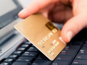З картки волинянки шахраї зняли 7 тисяч гривень