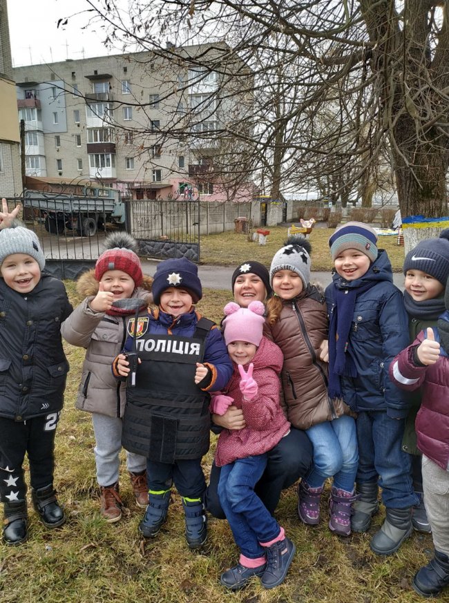 Радісні вигуки в рацію та захват в очах: як малечу Гіркої Полонки вчили безпеці руху