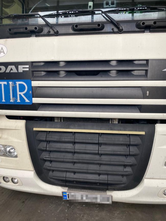 Одяг, оптичні приціли, шоломи: через «Ягодин» намагалися ввезти контрабанди майже на 3 мільйони. ФОТО