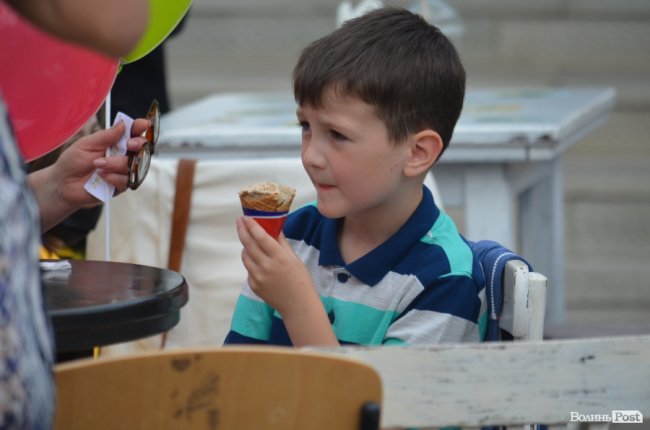 У «сонячній» кав’ярні в Луцьку започаткували власне свято, аби врятувати заклад від закриття. ФОТО