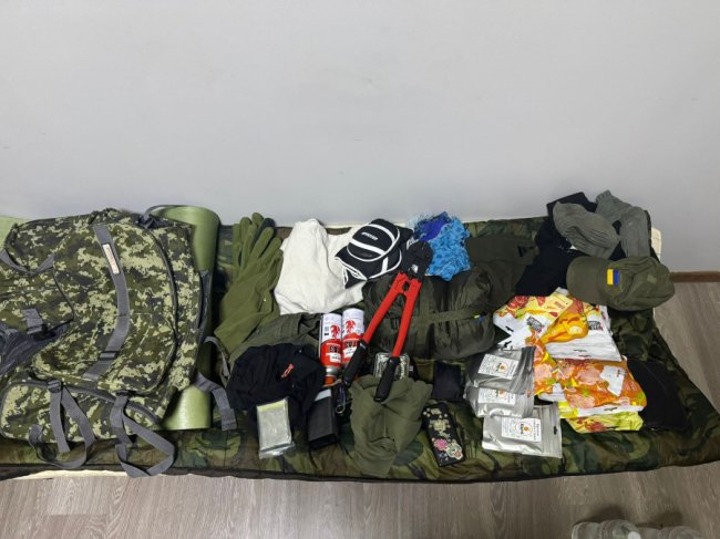 Хотіли подолати інженерні загородження: двоє чоловіків запропонували волинянці за гроші підвезти їх до прикордоння