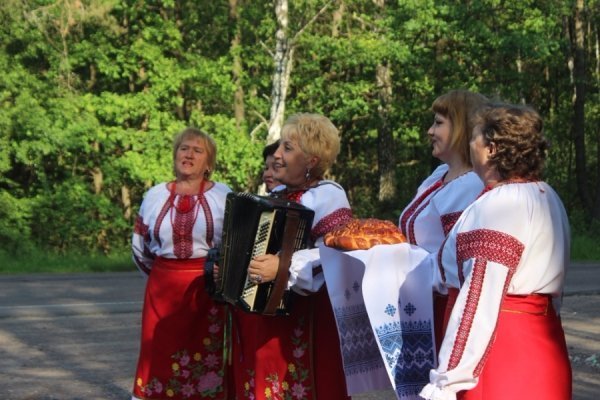 Льотчики Луцького аеродрому відпочили на Світязі. ФОТО