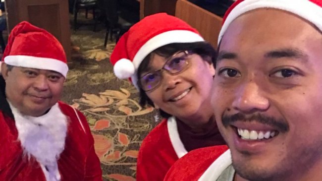 Співає, вчить українську та допомагає ЗСУ: на Волинь приїхав 33-річний американець