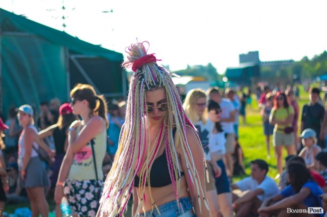 «Шикидим», лірика і вибуховий «O.Torvald»: перший день «Бандерштату». ФОТО