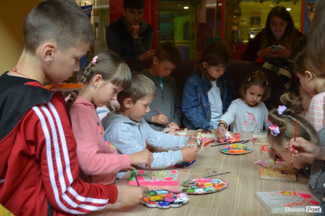 Живе спілкування і сміх – як терапія позитивом: для дітей працівників «Кромберга» влаштували свято. ФОТО 